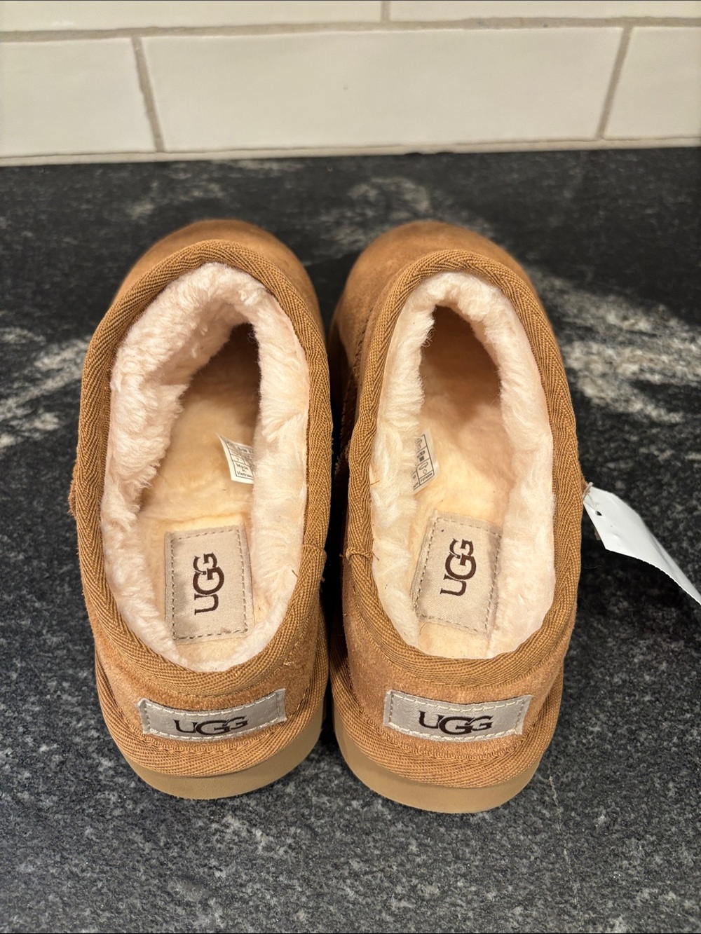 UGG Classic Mini Slipper – Chestnut – Size 7 – Style 1108193 - NEW - Picture 4 of 12
